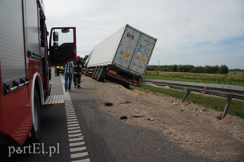 Wypadek na "siódemce", utrudnienia w ruchu  zdjęcie nr 131487