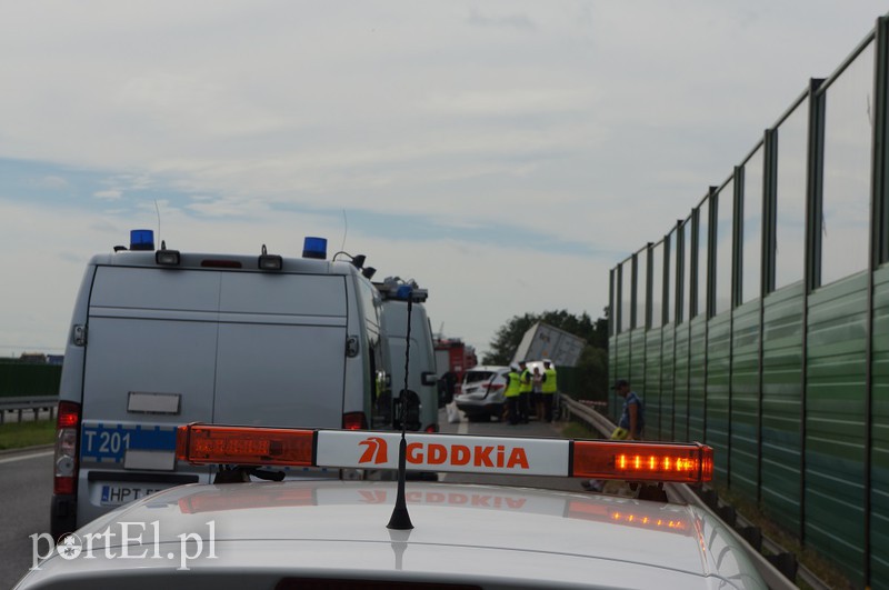 Wypadek na "siódemce", utrudnienia w ruchu  zdjęcie nr 131496