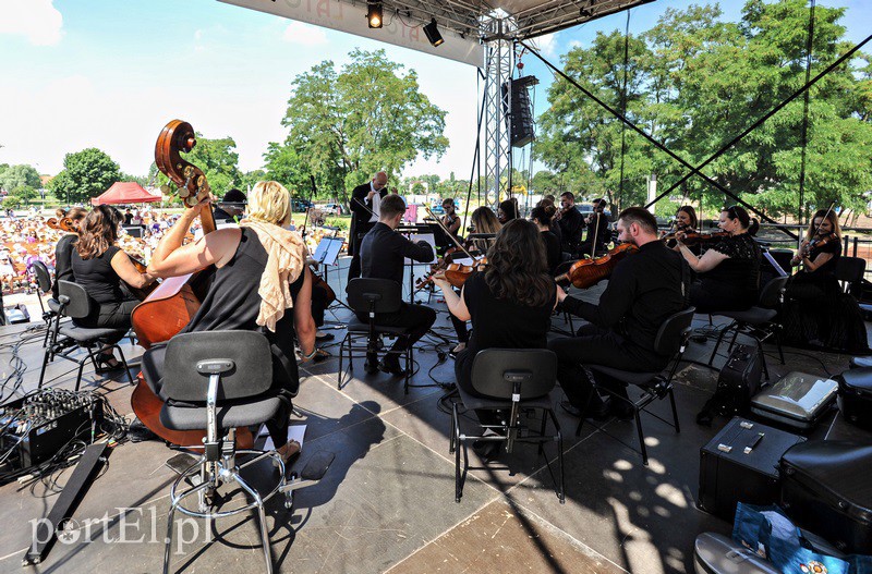 Wiersze i muzyka pod katedrą zdjęcie nr 131626
