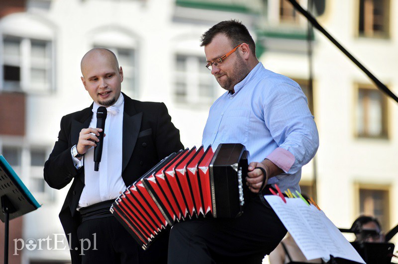 Wiersze i muzyka pod katedrą zdjęcie nr 131630