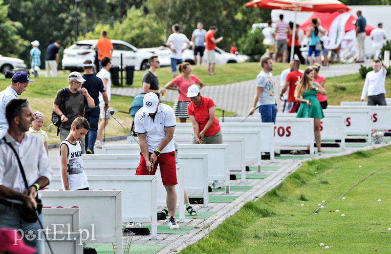 Miło i pożytecznie na polu golfowym zdjęcie nr 131795