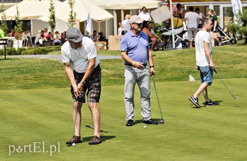 Miło i pożytecznie na polu golfowym zdjęcie nr 131800