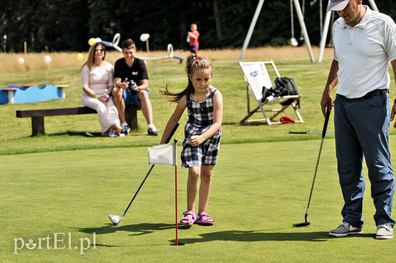 Miło i pożytecznie na polu golfowym zdjęcie nr 131798