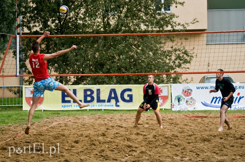 Olsztynianie najlepsi na elbląskiej plaży zdjęcie nr 132180