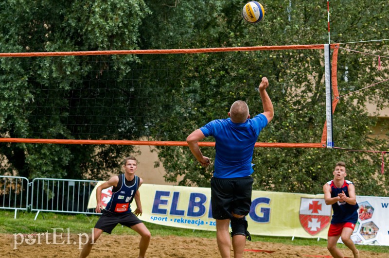 Olsztynianie najlepsi na elbląskiej plaży zdjęcie nr 132192