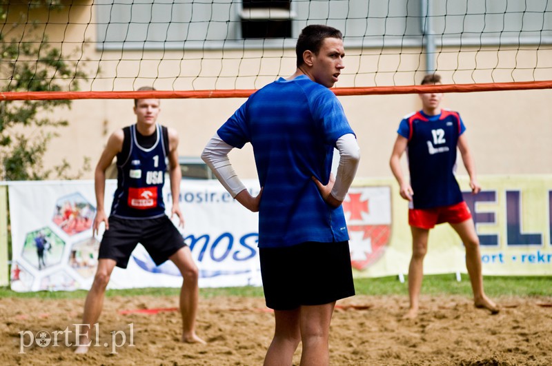 Olsztynianie najlepsi na elbląskiej plaży zdjęcie nr 132188