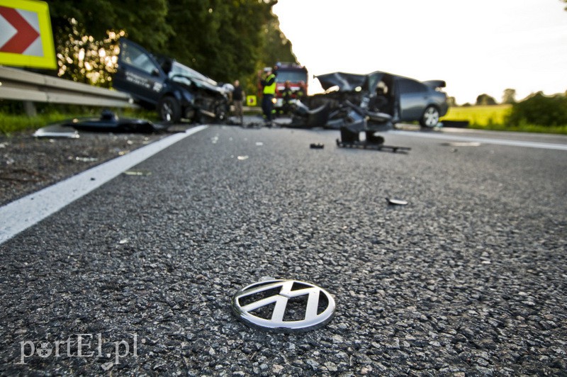  Czołowe zderzenie pod Elblągiem zdjęcie nr 132462