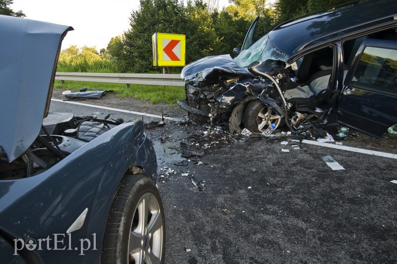 Czołowe zderzenie pod Elblągiem zdjęcie nr 132459