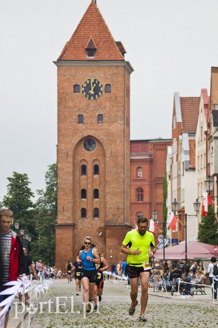  Ludzie z żelaza opanowali Elbląg zdjęcie nr 132541
