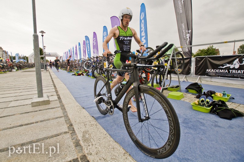  Ludzie z żelaza opanowali Elbląg zdjęcie nr 132504