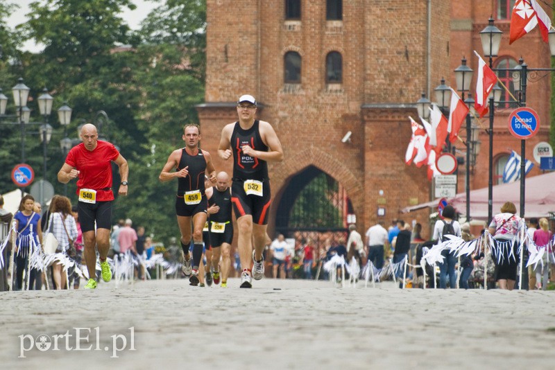  Ludzie z żelaza opanowali Elbląg zdjęcie nr 132543