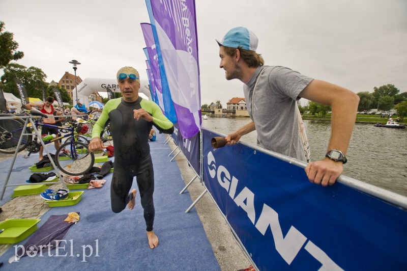  Ludzie z żelaza opanowali Elbląg zdjęcie nr 132514