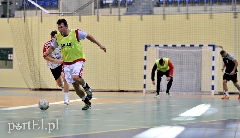 Meblarze wznowili treningi zdjęcie nr 132729