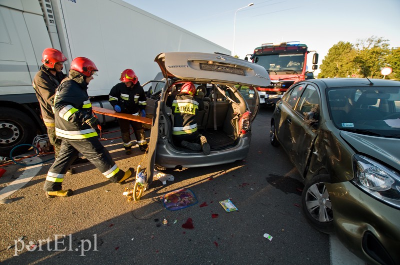  Wypadek na "siódemce", są ranni zdjęcie nr 132763