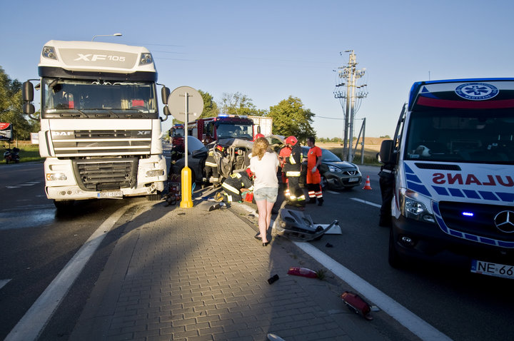  Wypadek na "siódemce", są ranni zdjęcie nr 132766