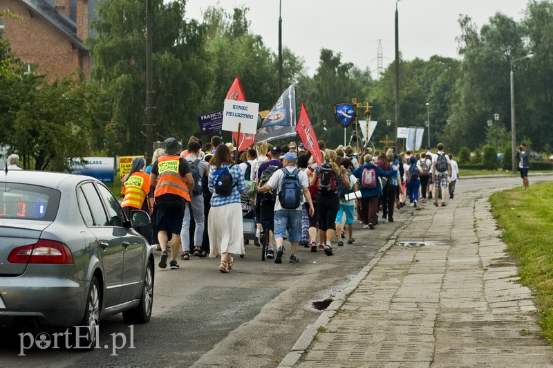 Maszerują na Jasną Górę zdjęcie nr 133179