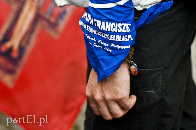 Maszerują na Jasną Górę zdjęcie nr 133165