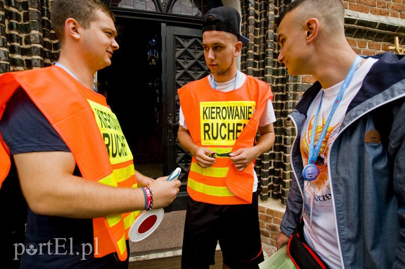 Maszerują na Jasną Górę zdjęcie nr 133164