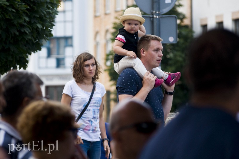  Historia wyszła na ulicę zdjęcie nr 133350