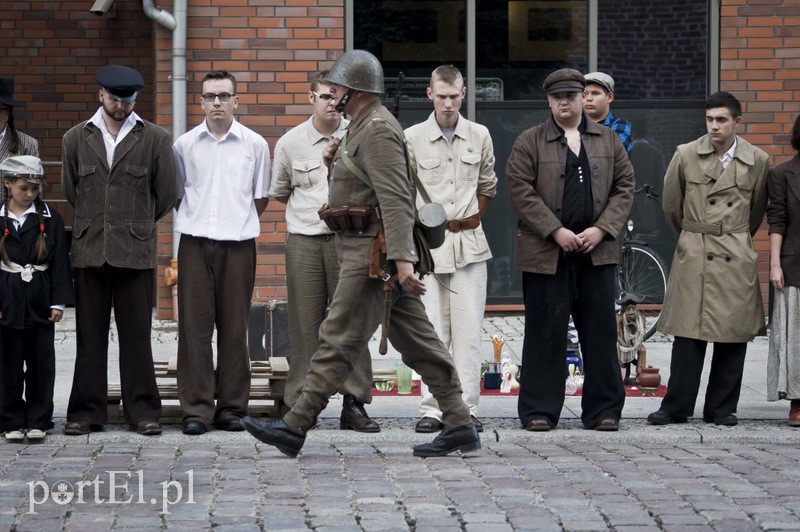  Historia wyszła na ulicę zdjęcie nr 133341