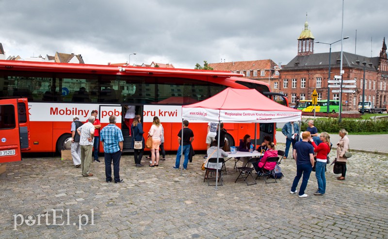  Krew zawsze w najwyższej cenie zdjęcie nr 133544