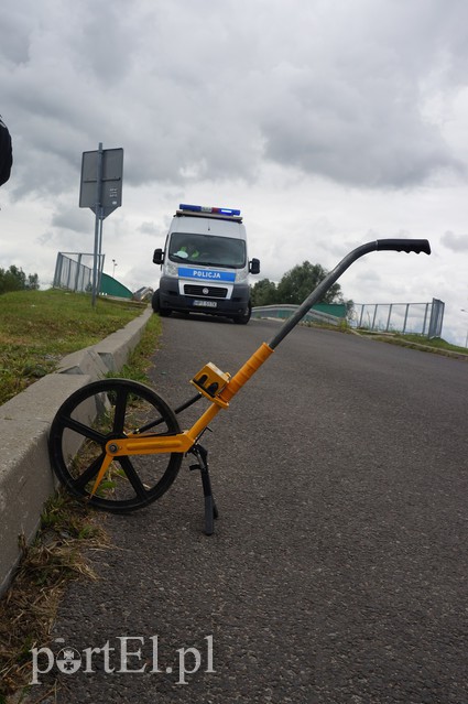Motocyklem nauki jazdy wjechała prosto do rowu zdjęcie nr 134098