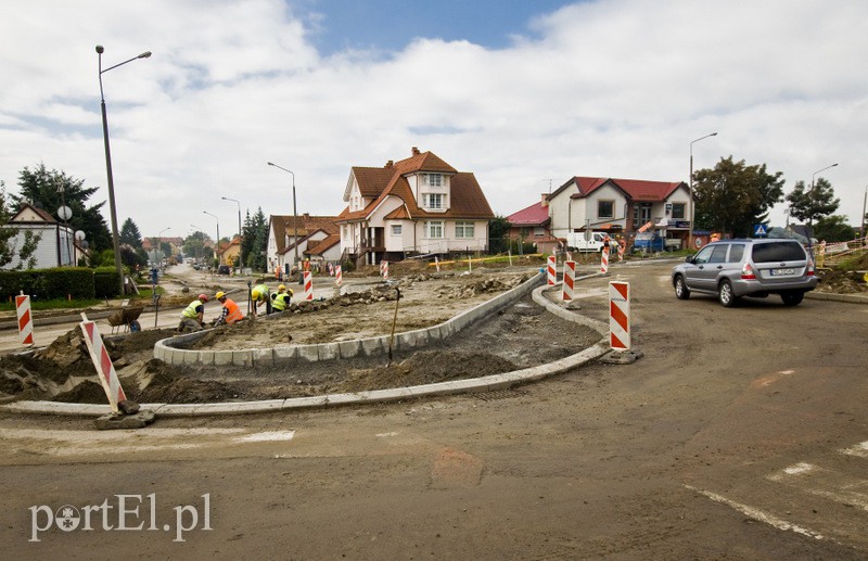  Na rondzie już jeżdżą zdjęcie nr 134473