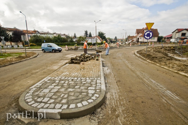  Na rondzie już jeżdżą zdjęcie nr 134475