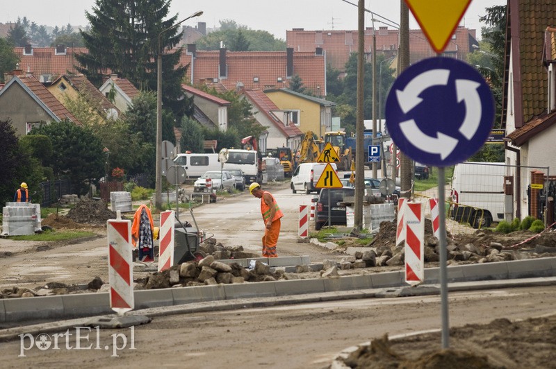  Na rondzie już jeżdżą zdjęcie nr 134474