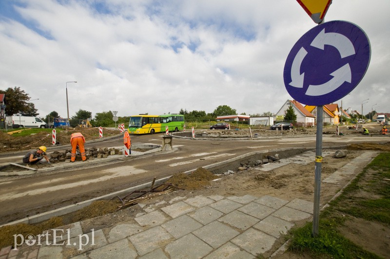  Na rondzie już jeżdżą zdjęcie nr 134470