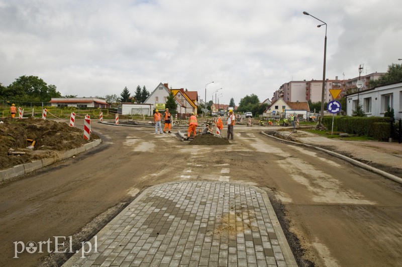  Na rondzie już jeżdżą zdjęcie nr 134478