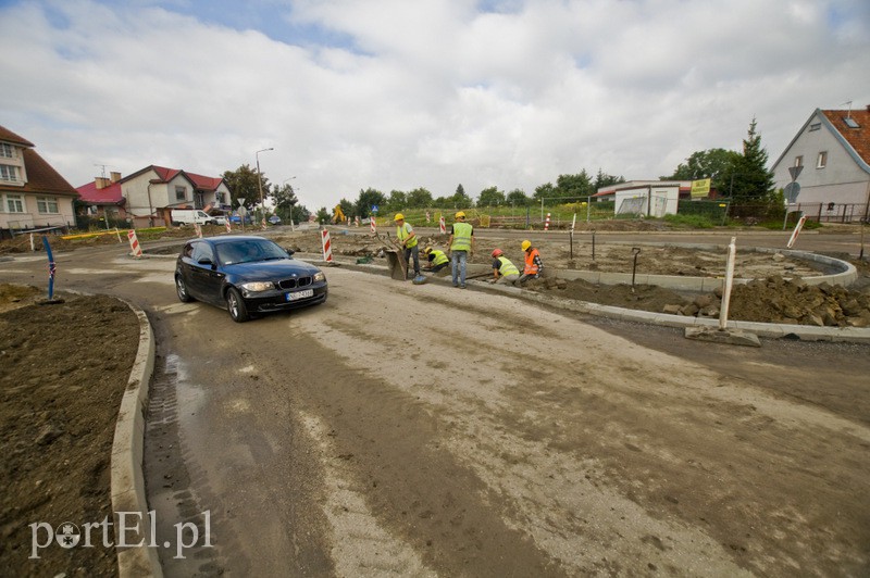  Na rondzie już jeżdżą zdjęcie nr 134471