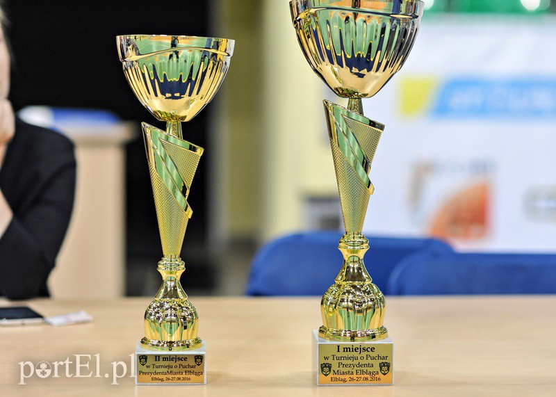 Meblarze lepsi od Wybrzeża, puchar zostaje w Elblągu zdjęcie nr 134699