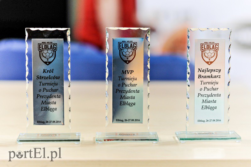 Meblarze lepsi od Wybrzeża, puchar zostaje w Elblągu zdjęcie nr 134697