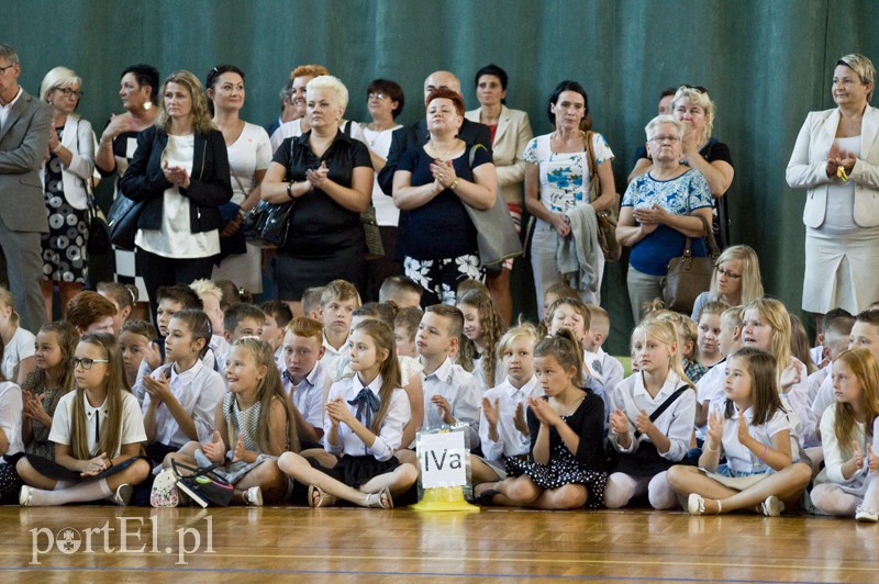  Pierwszy dzwonek z nadziejami i obawami zdjęcie nr 135036
