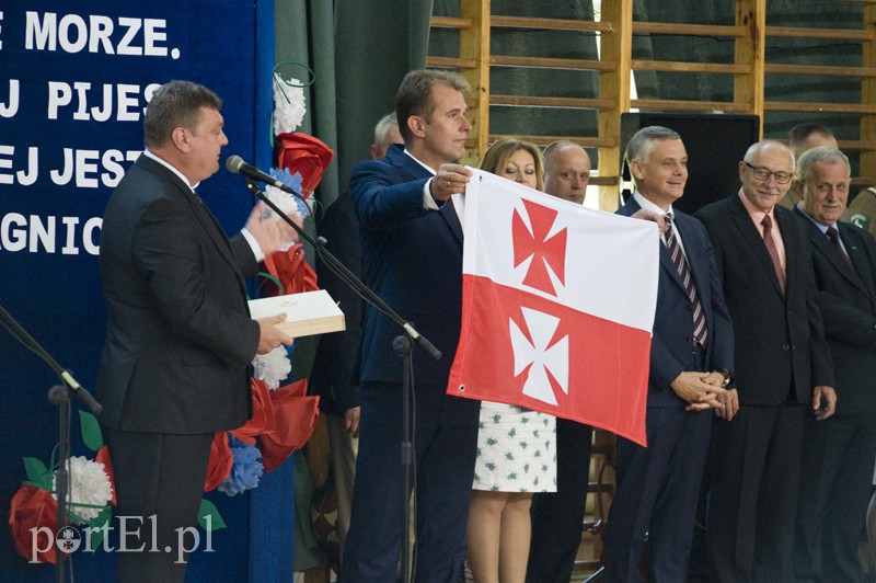  Pierwszy dzwonek z nadziejami i obawami zdjęcie nr 135037