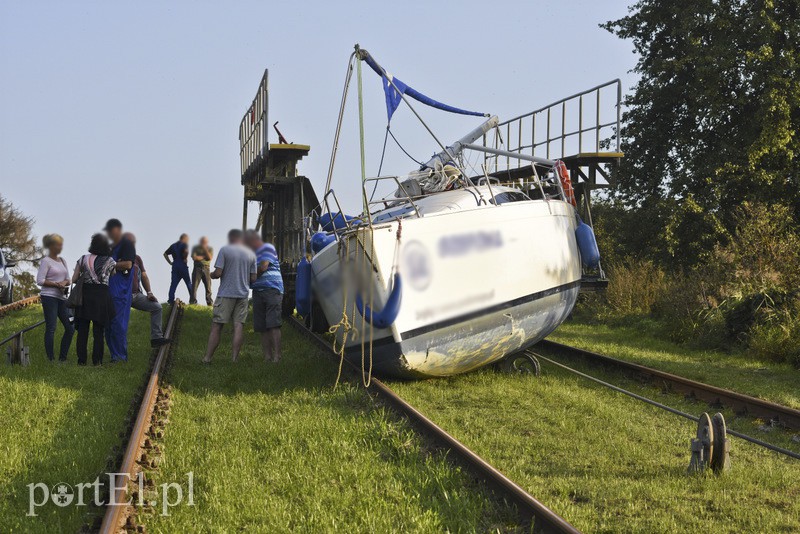  Wypadek na pochylni w Kątach zdjęcie nr 135578