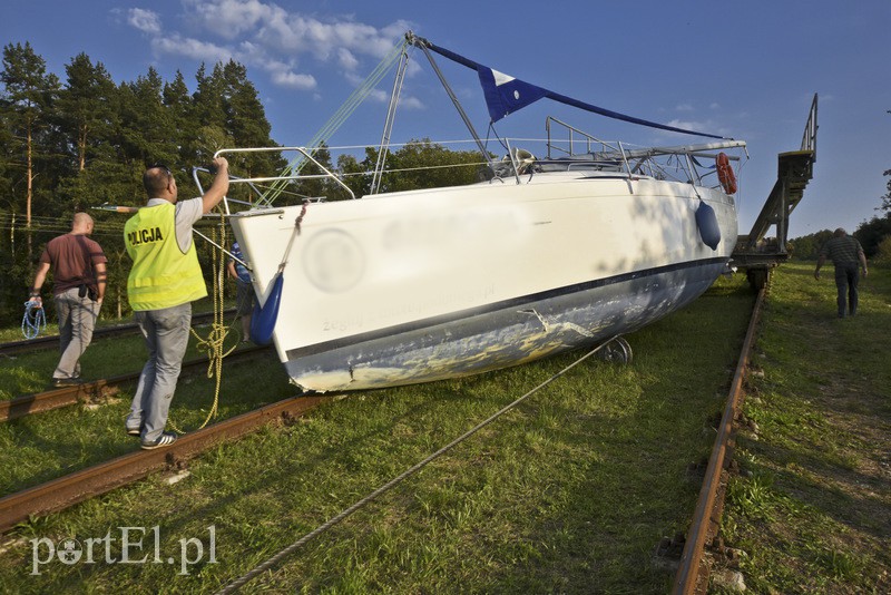  Wypadek na pochylni w Kątach zdjęcie nr 135571