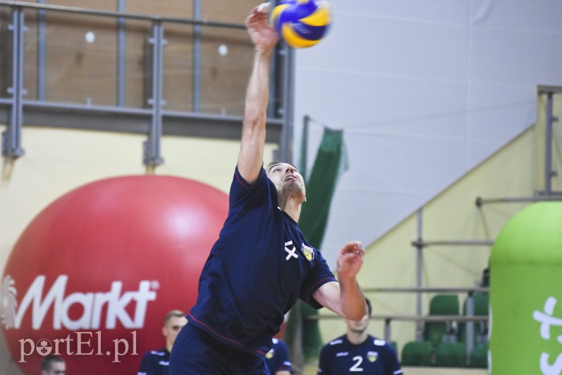  Warszawiacy podbili elbląską halę zdjęcie nr 135811