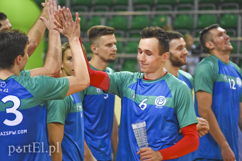  Warszawiacy podbili elbląską halę zdjęcie nr 135847