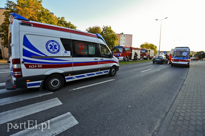 Wjechała w kobietę z dzieckiem na przejściu dla pieszych zdjęcie nr 136431