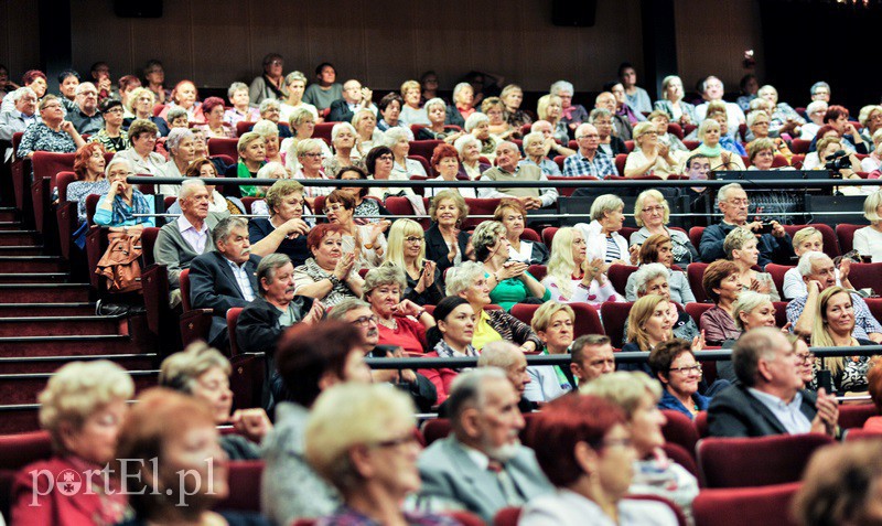 Seniorzy z indeksami zdjęcie nr 136979