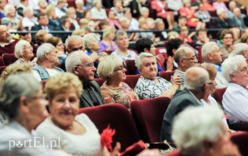 Seniorzy z indeksami zdjęcie nr 136983