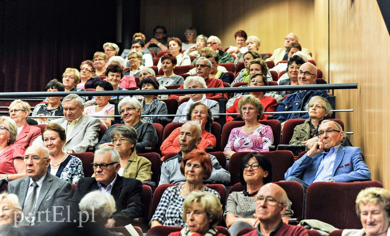 Seniorzy z indeksami zdjęcie nr 136987