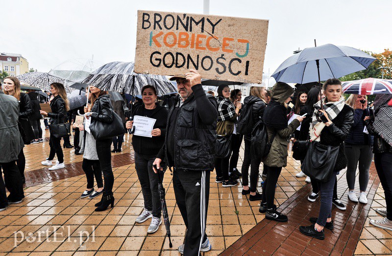 Milczący protest, głośny krzyk zdjęcie nr 137183