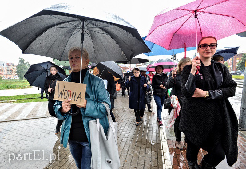 Milczący protest, głośny krzyk zdjęcie nr 137208