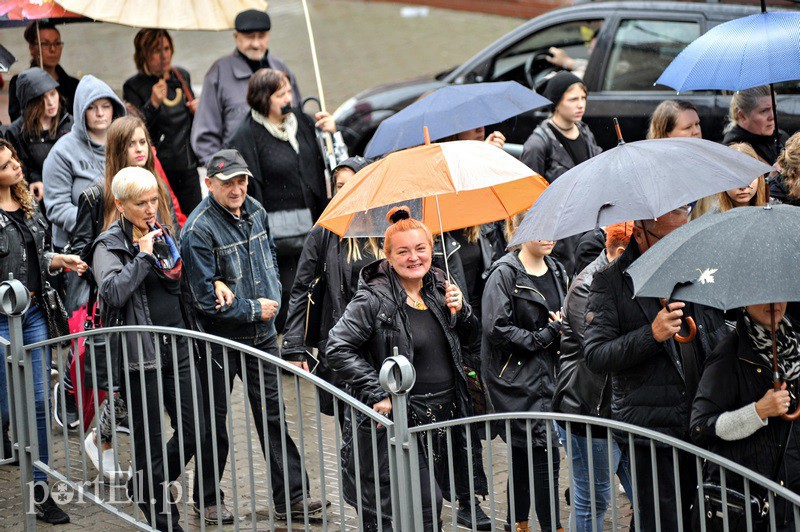 Milczący protest, głośny krzyk zdjęcie nr 137219