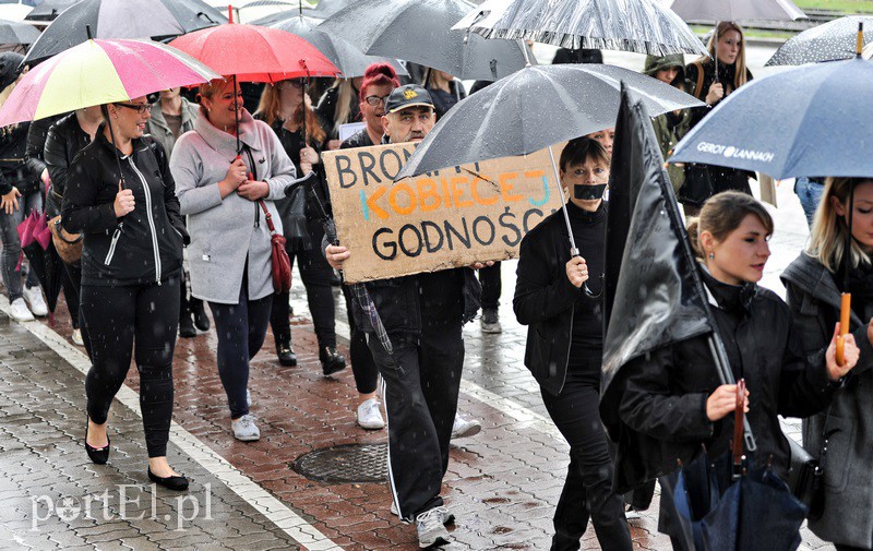 Milczący protest, głośny krzyk zdjęcie nr 137199