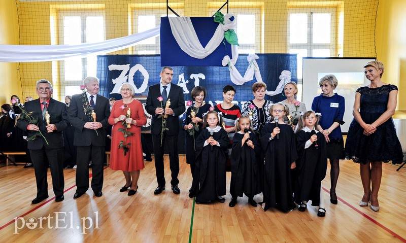 Chodzili tu dziadkowie, chodzą wnuki, czyli 70 lat SP 4 zdjęcie nr 137867