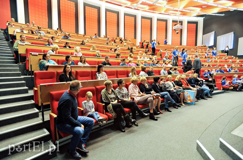 Mali studenci w krainie nauki zdjęcie nr 138627